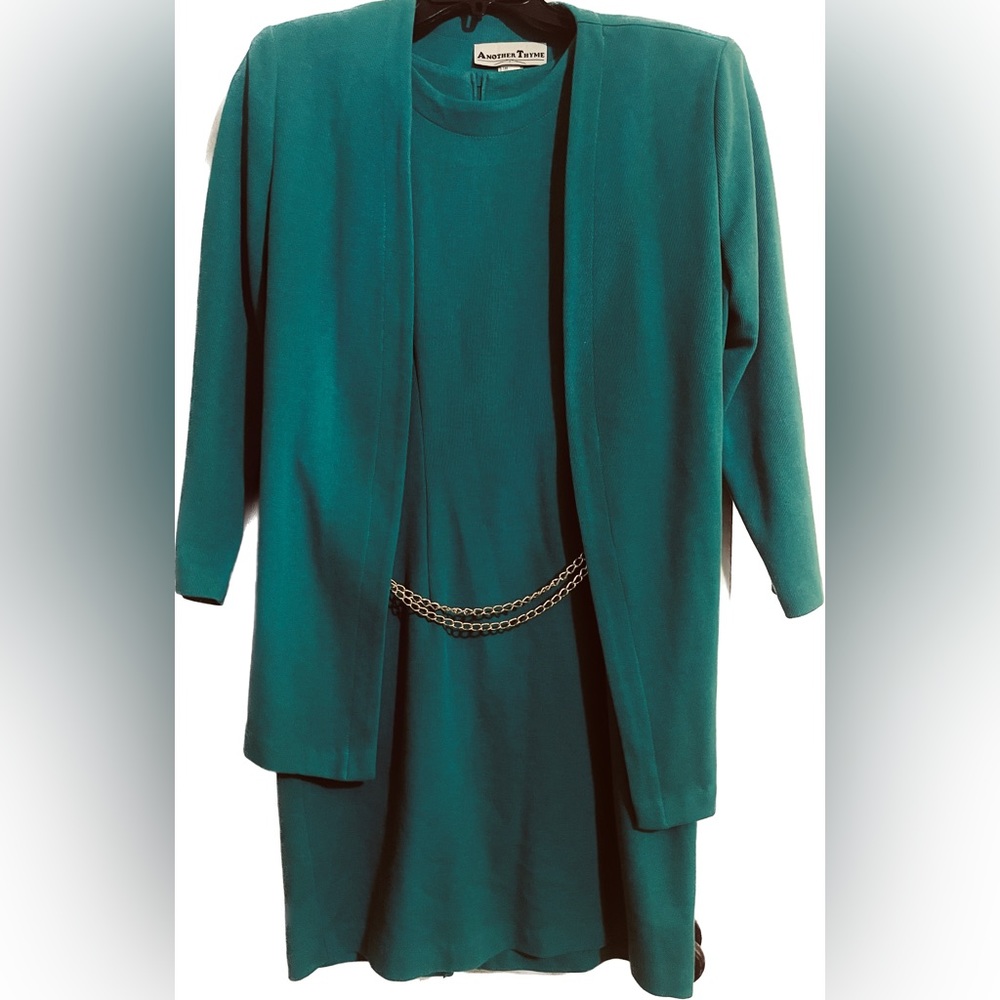 Women’s Two Piece Green Executive Suit Size 12